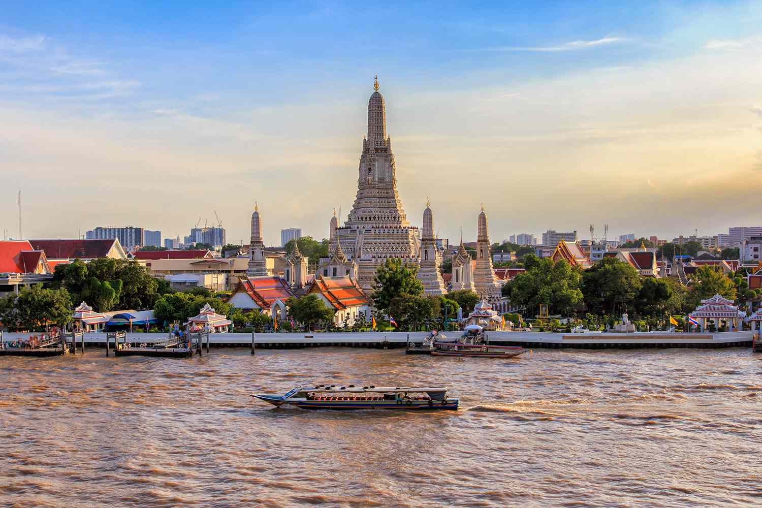 Things to Consider Before Traveling from Sydney to Bangkok